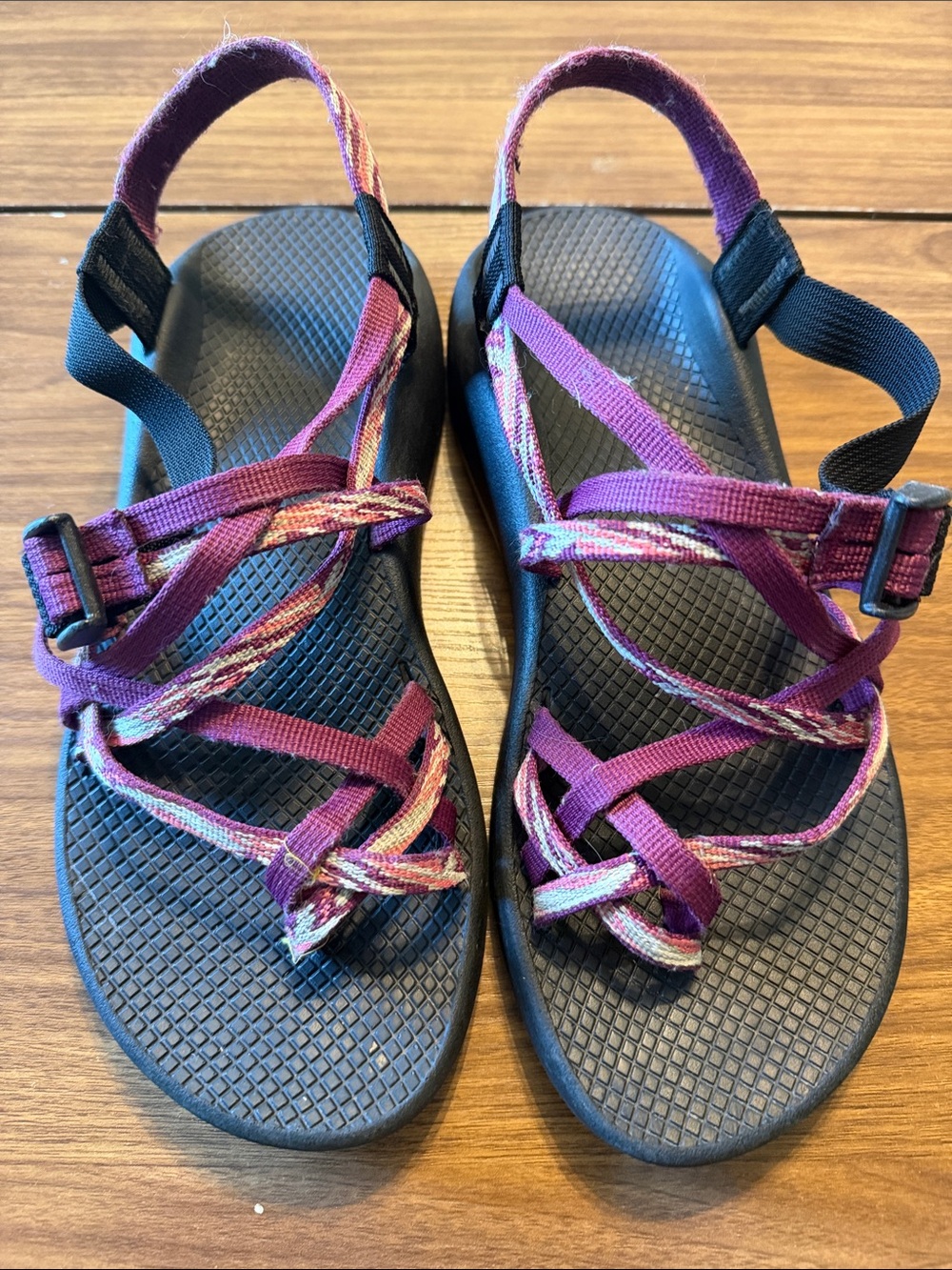 Chaco ZX/2 Purple and Black Strappy Outdoor Sandals Women’s 10